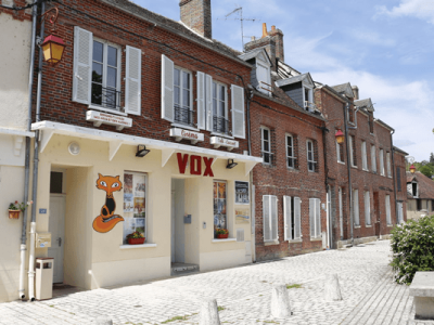 CINEMA VOX, Château-Renard, France