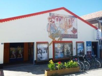 LE CINEMA DE CONTIS Saint-Julien-en-Born, France